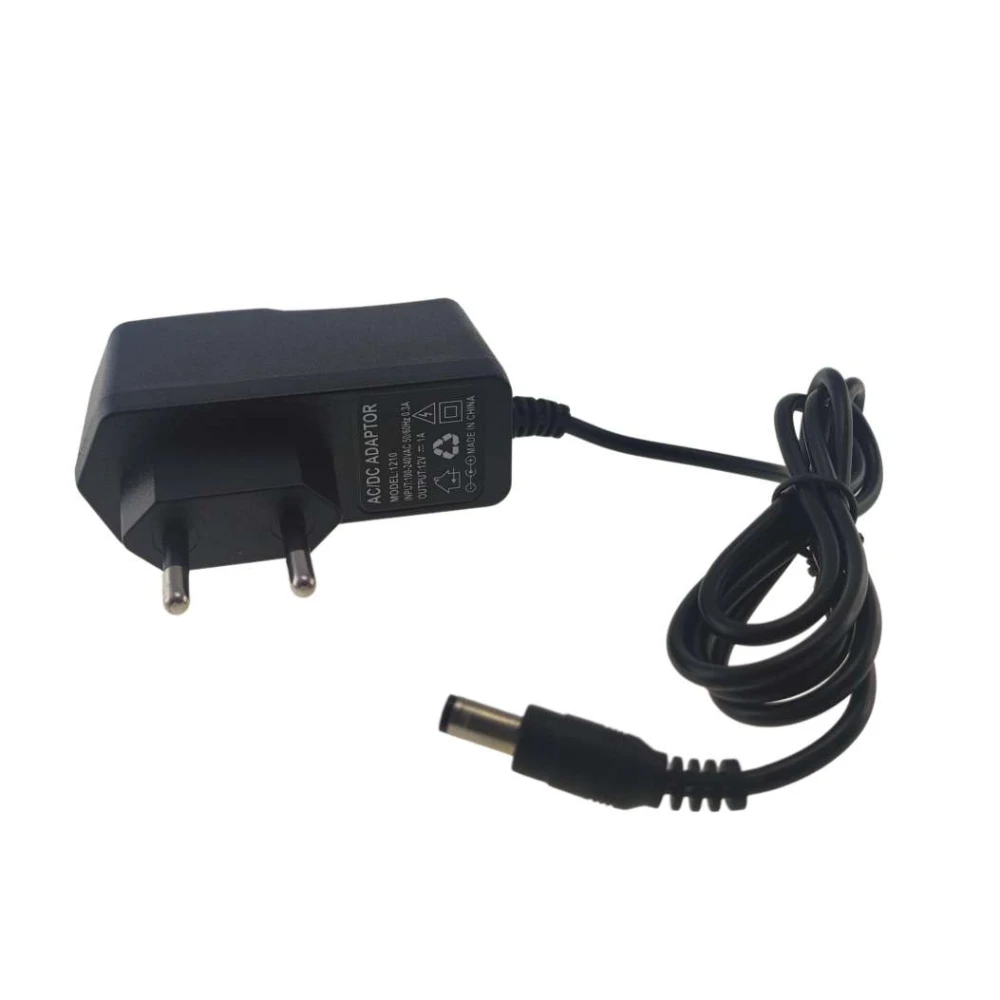 Napájecí adaptér 12V 1A konektor 5.5mm - bezpečný a univerzální pro vaše zařízení