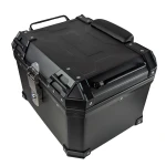 Univerzální moto kufr 45L – top case na 1 helmu