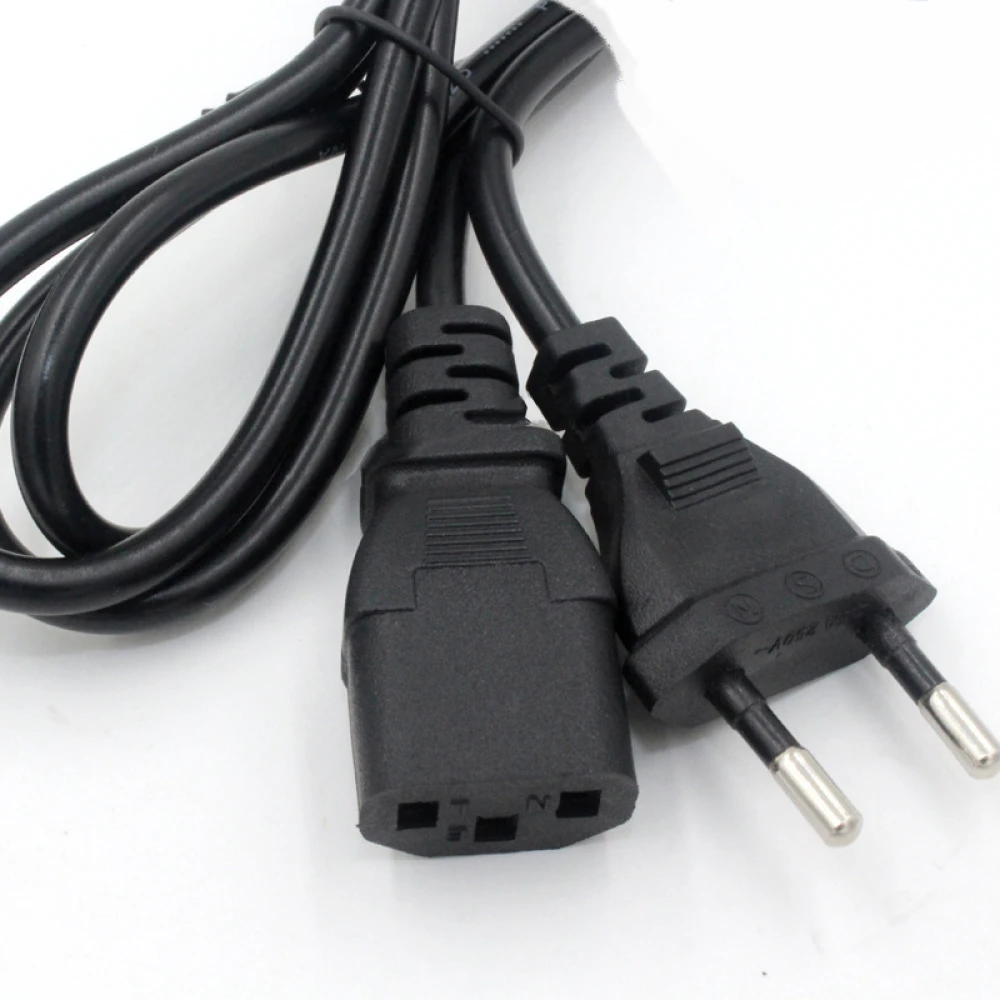 Napájecí kabel 1,2 m s plochou zástrčkou 2 piny a konektorem C13 pro PC
