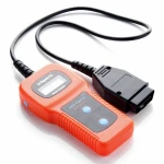 Diagnostický OBD2 skener U480 pro čtení a mazání kódů