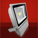 LED reflektor 100W 3000K teplé světlo pro venkovní osvětlení