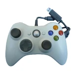Bílý kabelový ovladač Xbox 360 kompatibilní - ergonomický a přesný