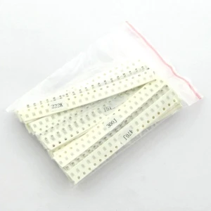 Sada SMD kondenzátorů 0805 - 700 ks, 35 různých hodnot od 1pF do 10uF