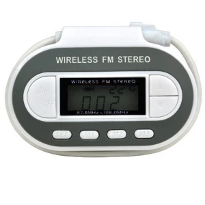 Digitální FM vysílač pro MP3, CD, DVD, iPod a PC s digitálním displejem