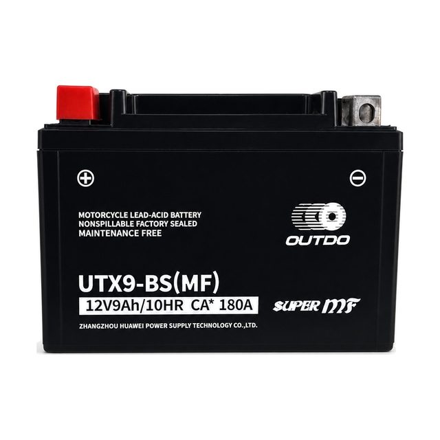 Motobaterie OUTDO UTX9-BS (YTX9-BS), pohled zepředu na oba póly baterie