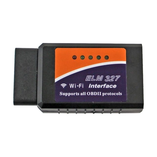 Černý adaptér ELM327 Wi‑Fi s oranžovým štítkem